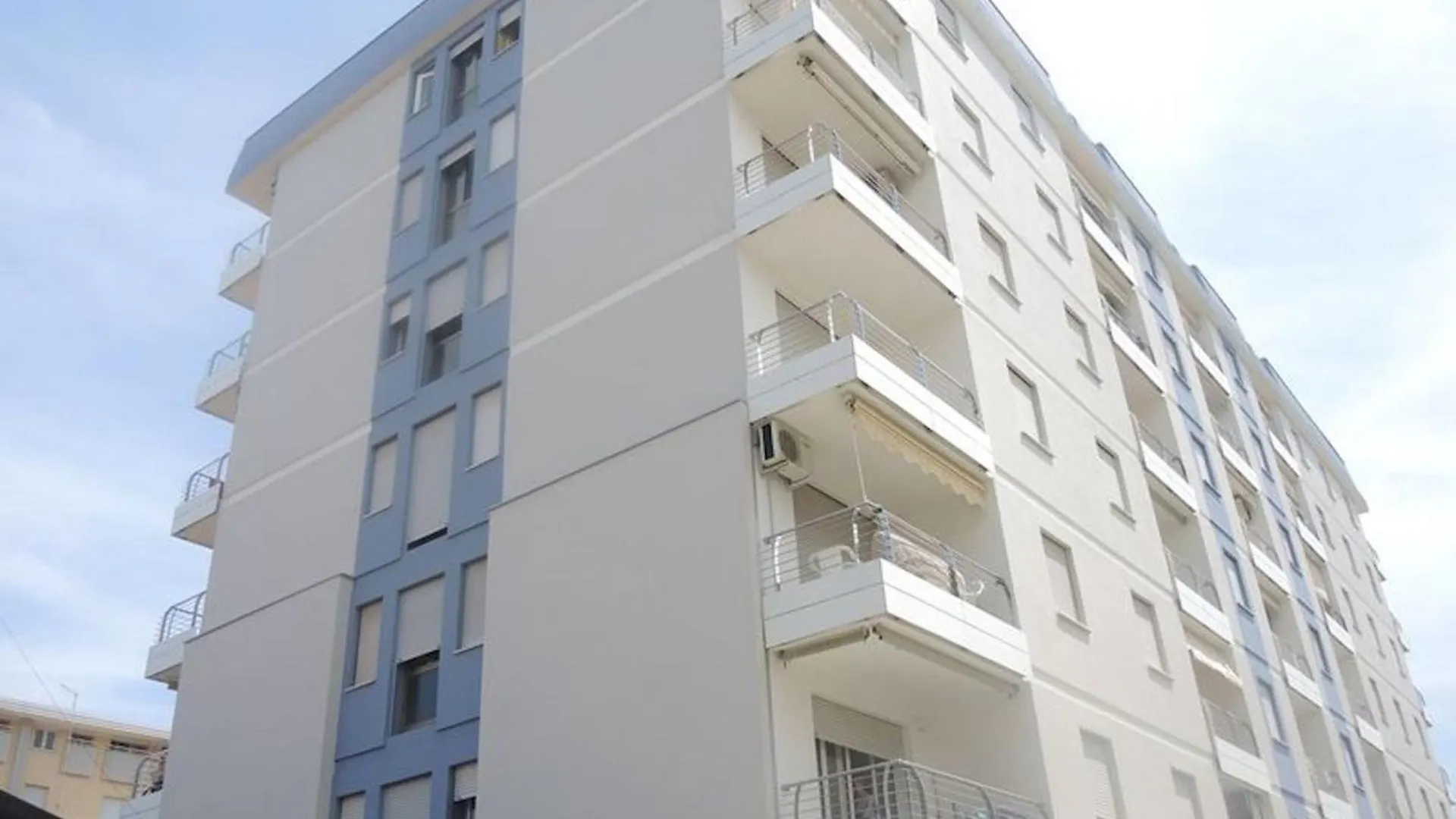 Seaview Flat Next To Bibione Beach - Beahost Italy